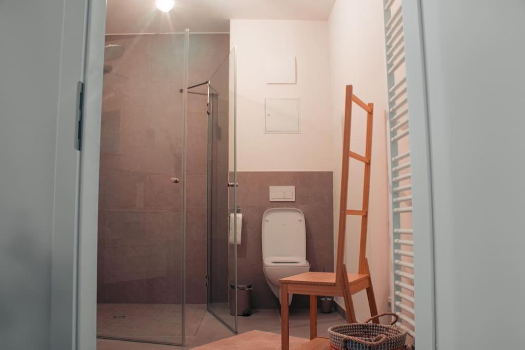 Modern 2 R-Apartment/Netflix/Fitness/Billiard Dresden Buitenkant foto